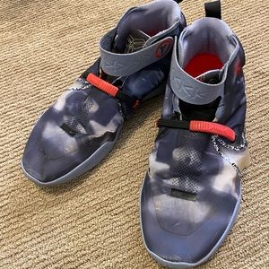 Nike Kobe AD NXT FF Sneakers Men’s Basketball Size 14